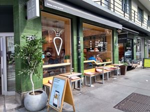 Outdoor seating at LETT in Oslo