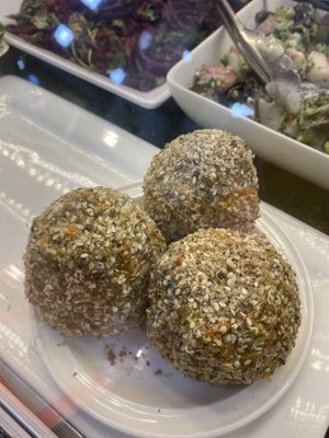 Rice and vegetable balls at Snoogies Health Bar in Cairns