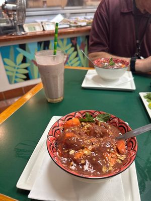 Açaí bowl and smoothie   at Snoogies Health Bar in Cairns