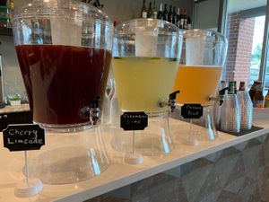We have a wonderful bar! 
Fresh juices available at Cafe Coeur in Creve Coeur
