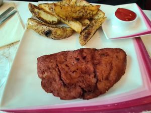 Steak n chips at VeganE & Saint Vegan in South West London