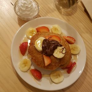 Pancakes with chocolate spread and whipped cream at Mukka Coffee in Mallorca
