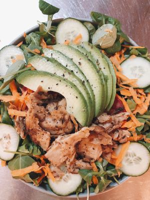 vegan chicken salad at Mukka Coffee in Mallorca