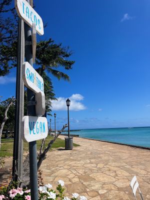   at Barefoot Beach Cafe in Honolulu