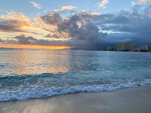 Beautiful sunset! at Barefoot Beach Cafe in Honolulu