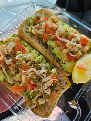 Avocado toast at Copper Branch - Strandherd in Nepean