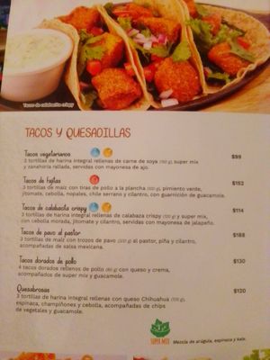 Tacos at 100% Natural in Acapulco