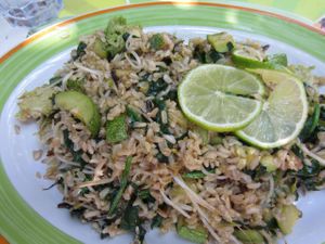 veg fried rice at 100% Natural in Acapulco
