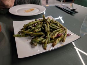 String beans in black bean and garlic sauce at Nepali Restaurant in Sulaymaniyah