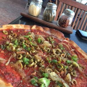 Vega pizza at Rum Runners in Kralendijk