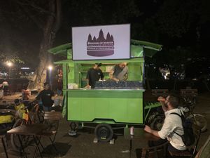 Ok People.  These guys now have a Tempeh Burger cart at the Old Market.  Come and support them.  The burgers are amazing. The cart will be here every night.   at FYM in Siem Reap