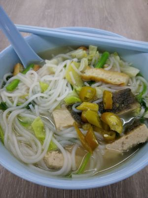 Fish bee hoon soup 鱼片米粉 at Jian Kang Vegetarian 健康素食 in Central Singapore