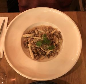 Pasta with Mushroom & „cheese" at Mist in Prague