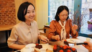 Happy birthday 🎁🎂🎉🎊  at Mist in Prague