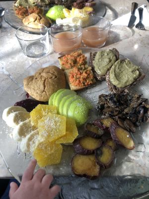 Homemade and tasty lunch plate at rePlaneta in Lisbon