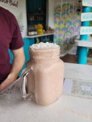 amazing smoothie at Coco Bowl in Salento