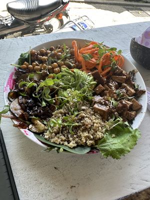 Buddha bowl  at Coco Bowl in Salento