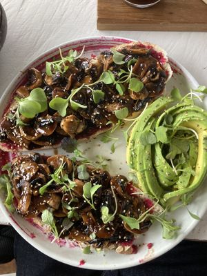 mushroom / beet hummus / generous amy of avocado   at Coco Bowl in Salento