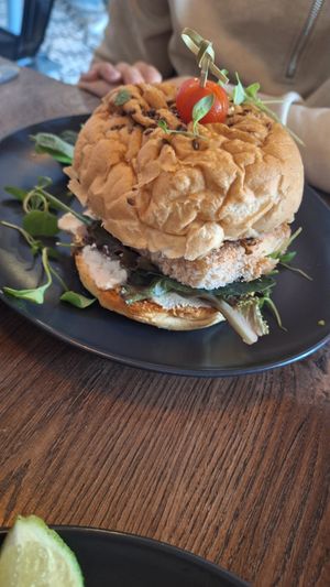 Thai burger at Coco Bowl in Salento