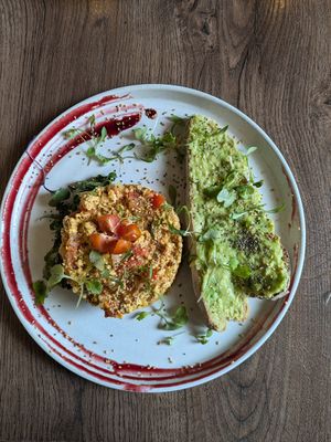 Tofu scramble at Coco Bowl in Salento