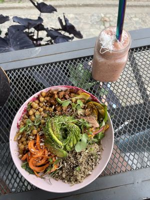 Budda bowl  at Coco Bowl in Salento