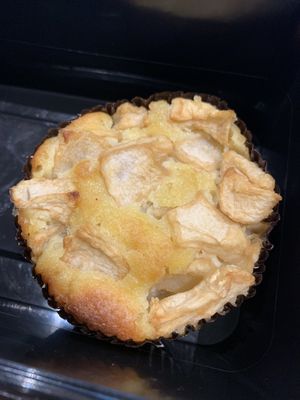 Vegan ‘apple cake’ at ATH - Bistrot Attica - MT in Athens