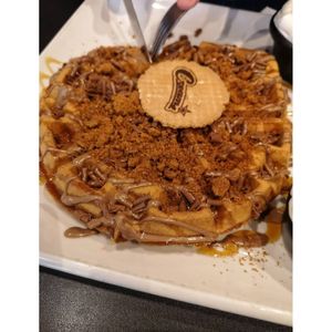 Vegetarian Millionaires Waffle. #Veganuary at Creams Cafe in Blackpool