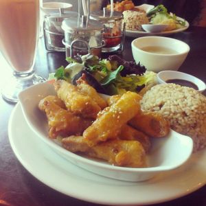 Orange chicken lunch special with Thai tea at Bright Star in Rancho Cucamonga