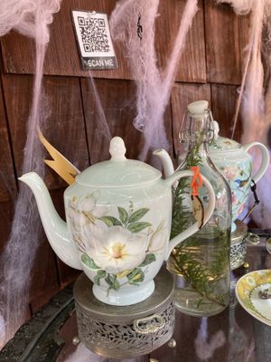 Everyone gets their own full size pot of tea at Shakespeare Corner Shoppe in San Diego