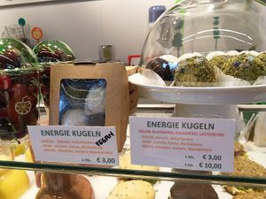 Energy balls at O'mellis Juice & Smoothie Bar in Vienna