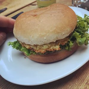 Basic Burger at Vera Veggie in Detmold