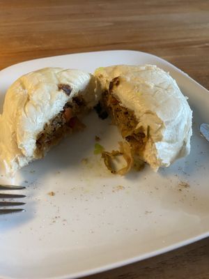 Their home made fresh steamed bun filled with Teriyaki Tofu 👍🏻 at New Asia in Hamburg