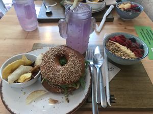 Brunch cat love (la limonada está deliciosa)  at Catlove Coffee in Gijon