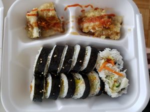 Vegan sushi and more fried nori with delicious sauces at Food Mood in Ottawa