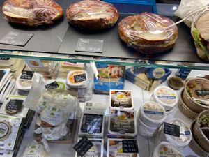   at Devi Deli göttlich vegan in Zurich