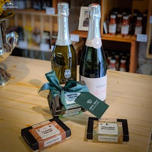 We are also a Giftshop. 🎁 Pralines, Prosecco, Snacks.. at Devi Deli göttlich vegan in Zurich