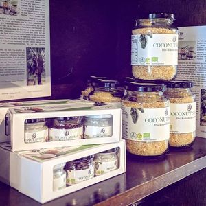 J'Cocos, all about and from the delcious coconut in thailand. at Devi Deli göttlich vegan in Zurich