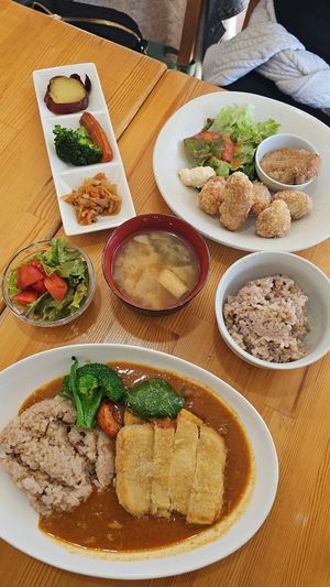  at Easy Life Cafe in Narita