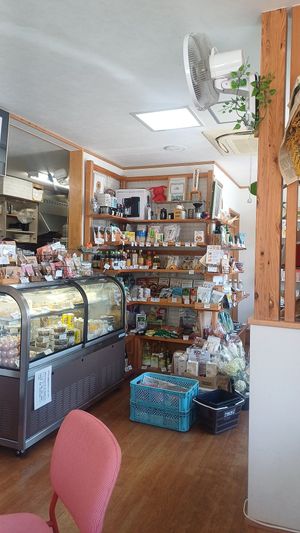  at Easy Life Cafe in Narita