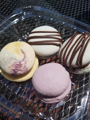 Vanilla and chocolate macarons at A La Mode Macaron in Asheville