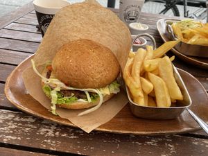 Mongolei Burger with Fries 🍔🍟  at Vegan Burger in Dornbirn