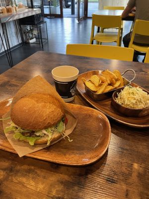 the mongolei burger (10.90) pommes (3.90 and the mongolei salad (3.90)  at Vegan Burger in Dornbirn