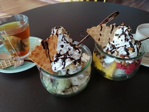 Vegane Eisbecher at Eisdiele Frohnatur in Kassel