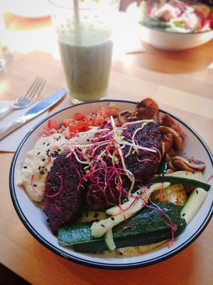 Vegan bowl at Madame Julia in Strasbourg