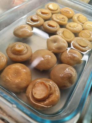 Button mushrooms ~ 1/8/22 at Zi Zai Vegetarian 自在齋 - Circuit Rd in Central Singapore