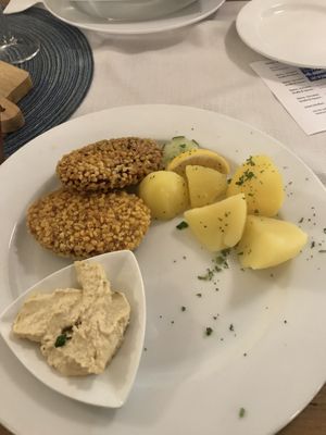 Rote Beete Puffer  at Zur Schlemmerpfanne in Cuxhaven