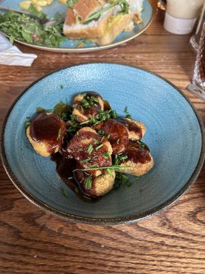 Vegan nuggets and bbq sauce   at Friend at Hand in London