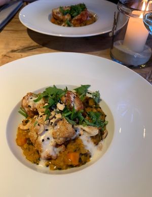 Linsendaal mit Karotte, Baby-Blattspinat und Blumenkohl  at Das Kubatzki in Sankt Peter-ording