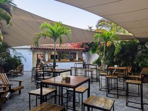 The patio at Jardin del Arte Sano in Vinales