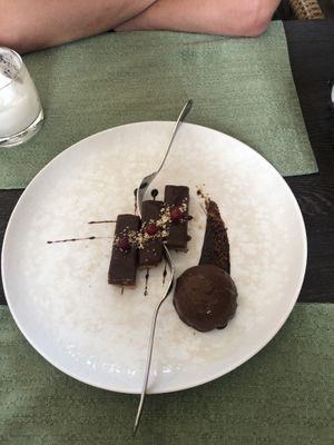 Grandma's cake and chocolate sorbet at Dalmatino in Hvar
